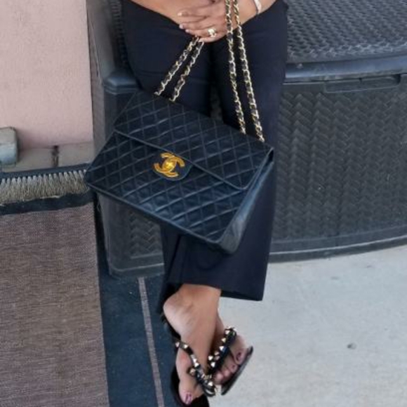 Chanel XL Maxi flap 24kt gold vintage bag 255  own a piece of Chanel history ✨️ - Picture 3 of 6